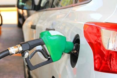 Recargamos el carburante de tu coche en el Parking cerca del aeropuerto de Santiago